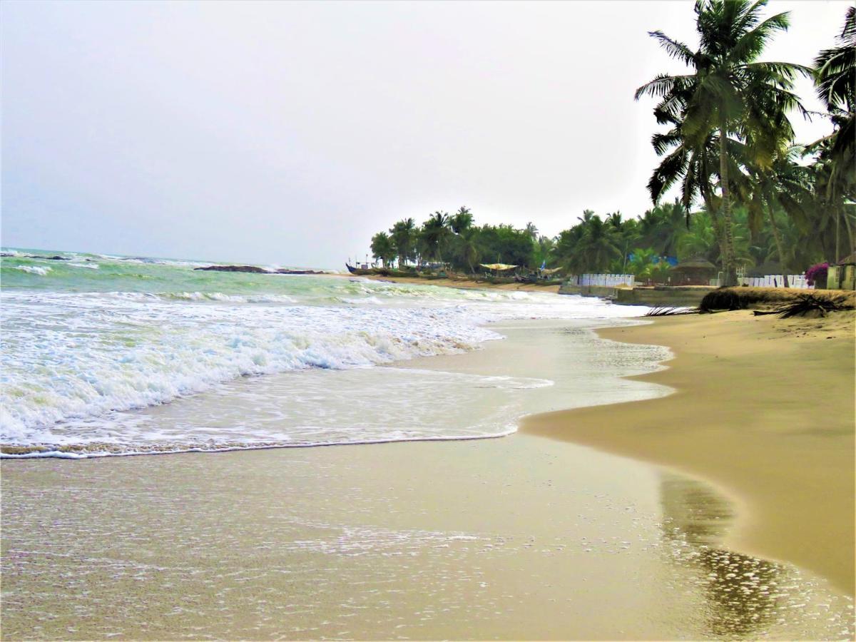 Rent Your Own Private Beach Bungalow Ampeni Exterior photo